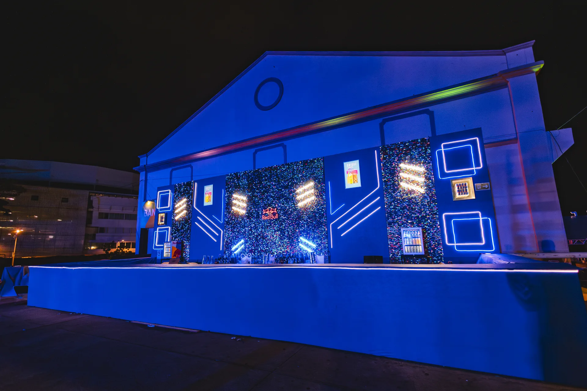Casa Red Bull
